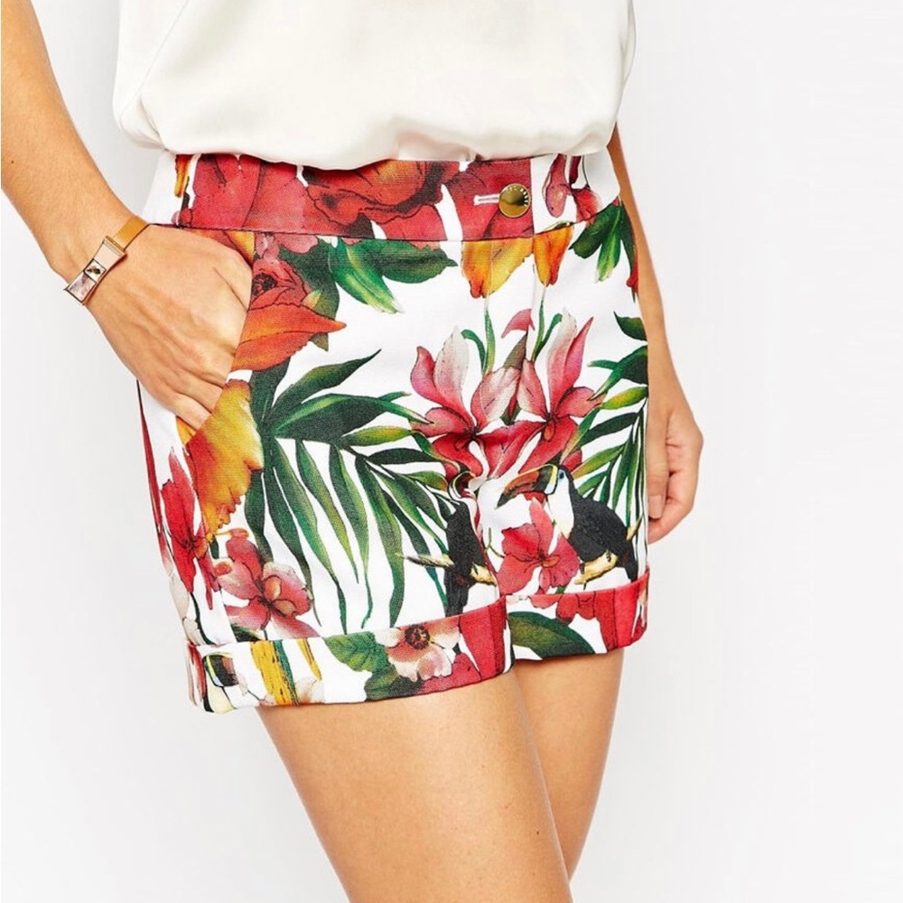 Ted Baker London Quellia Tucson Tropical Shorts